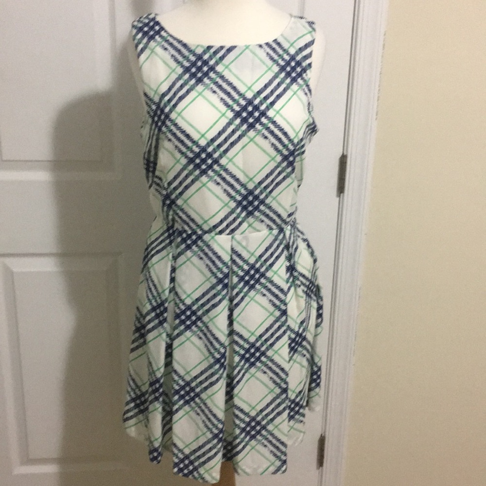 Multi Pattern Dress With Invisible Side Zipper. - image 1